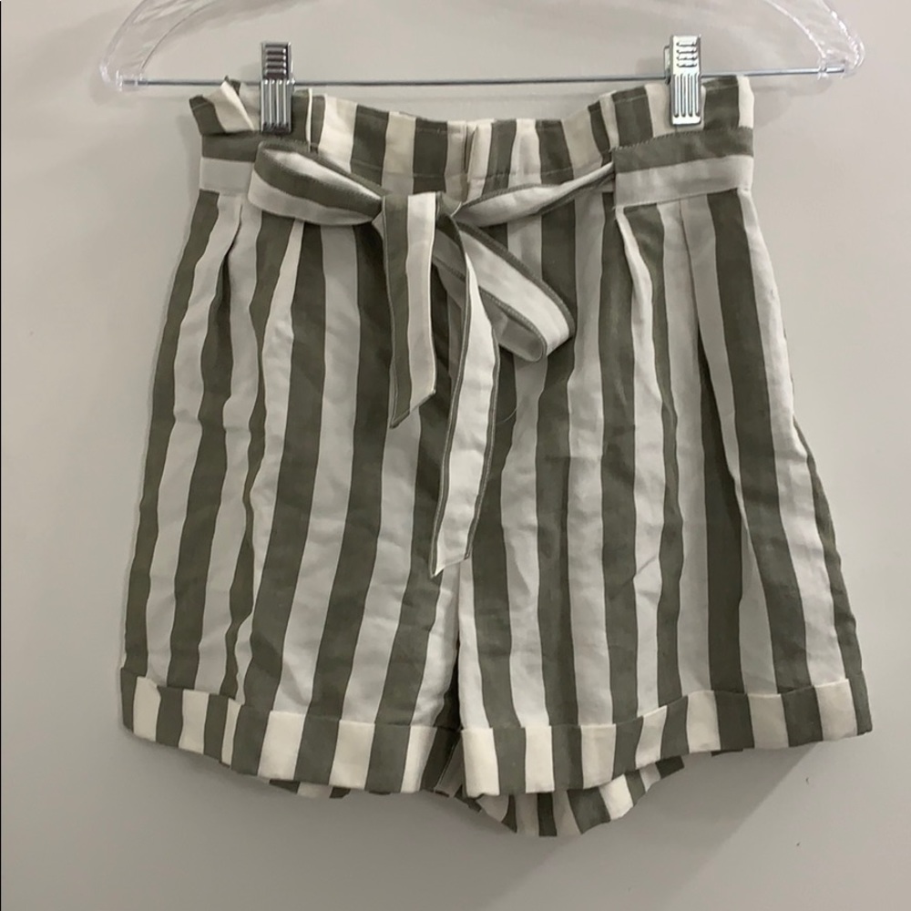 Club Monaco shorts XS NWOT
